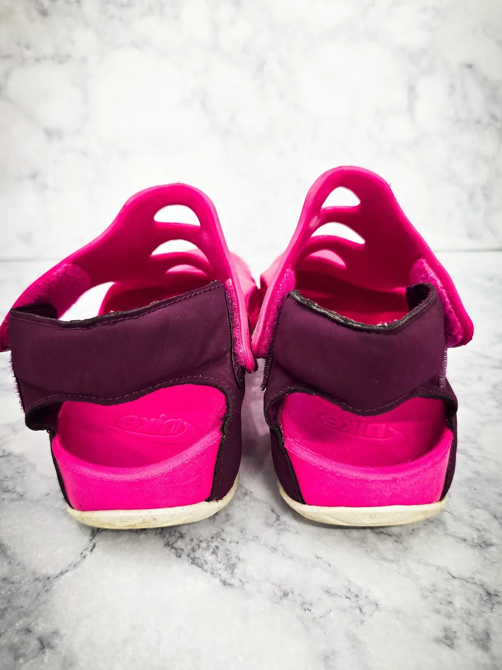 Nike Aqua Swoosh Kids Sandals - Pink - Size 2Y